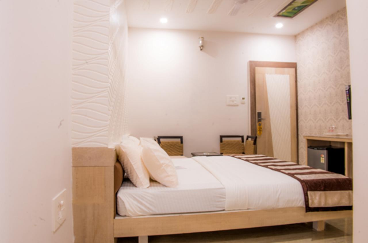 Smriti Star, Bhopal Exterior photo